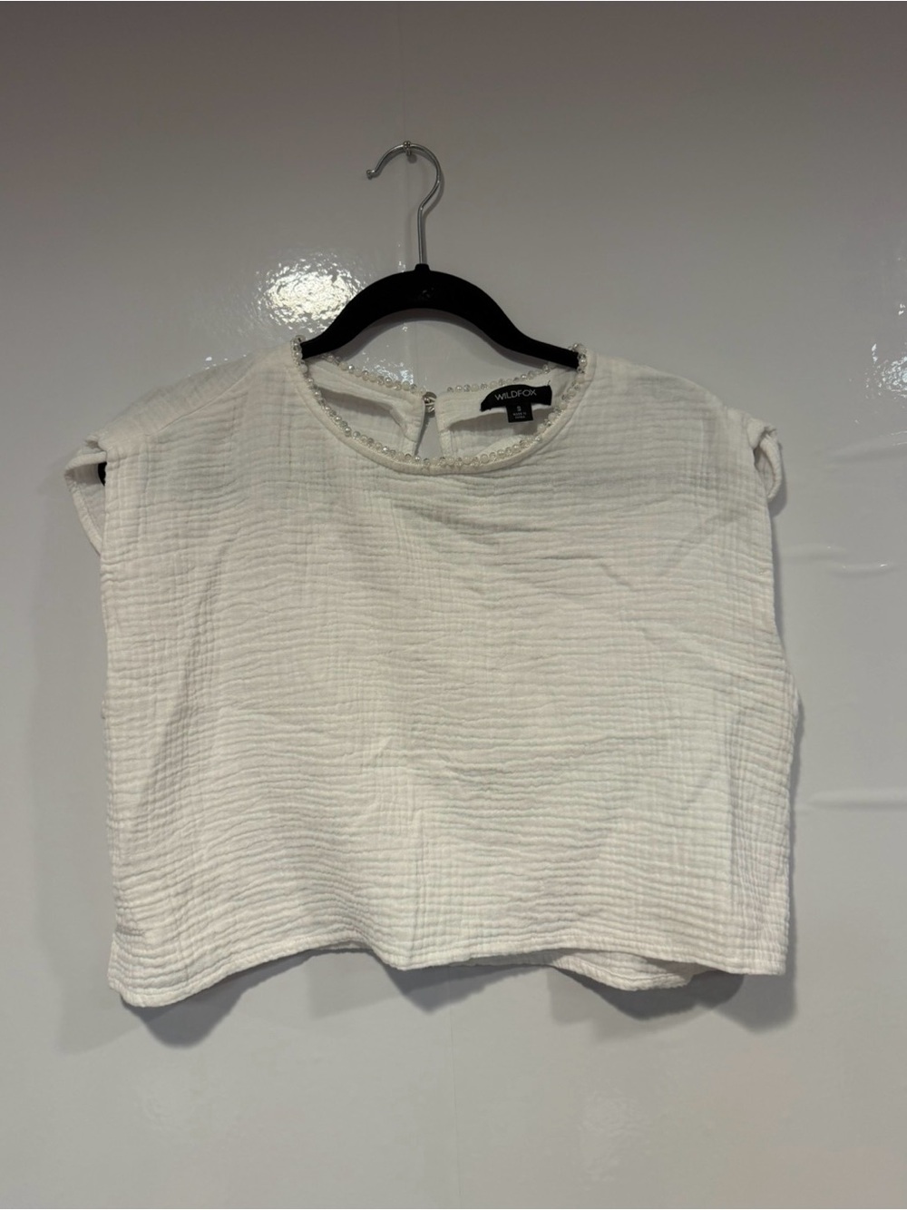 Wilfred White Textured Cap-Sleeve Top by Wildfox Boutique